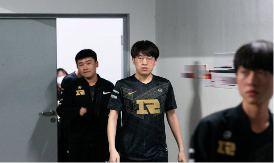 而阿雅克肖 而阿雅克肖